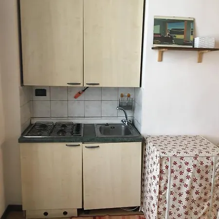Consolata Flat 1 *
