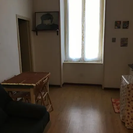 Consolata Flat 1